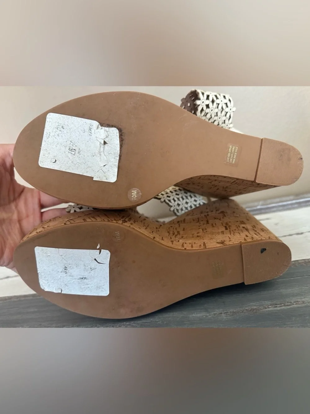 Tory Burch Floral Laser Cut Cork Wedge Sandals Cream Leather Size 10M‎ Boho Chic
